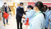 温江区新就业形态劳动者（护工护理员）集中入会暨慰问活动在我院开展