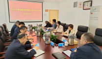 医院召开新冠疫情防控指挥中心工作会传达区卫健局疫情防控紧急会议精神