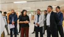 区卫健局局长袁晓玲召开现场办公会推进新院区基建整改工作