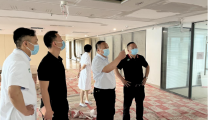院党委副书记、院长刘军督导调研门诊部