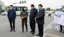温江区副区长赵霜来院督导调研发热门诊能力建设情况