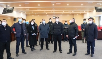 成都市副市长、温江区委书记王乾来院 调研督导危重症救治工作