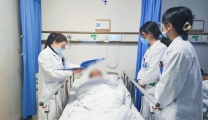 满嘴生“霉”，“热辣滚烫”不背这个锅