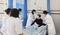 这封手写信，揭开10天温暖救治故事