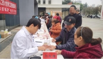 多学科义诊进社区，守护老年健康防线