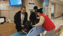 十个细微处的温暖光影：志愿者的“无声守护”