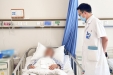 烟龄半世纪的代价：被动“闭麦”，还惹上喉癌