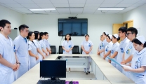 碳酸饮料下肚，温江健身达人突然“瘫痪”，都是喝水没喝对