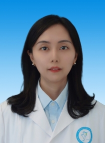 李玮